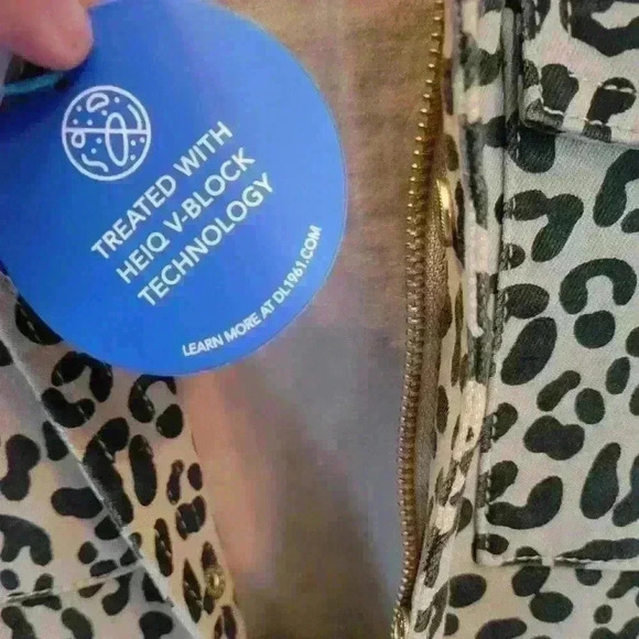 DL1961 cheetah print woman's coat sz L NWT - Picture 5 of 5